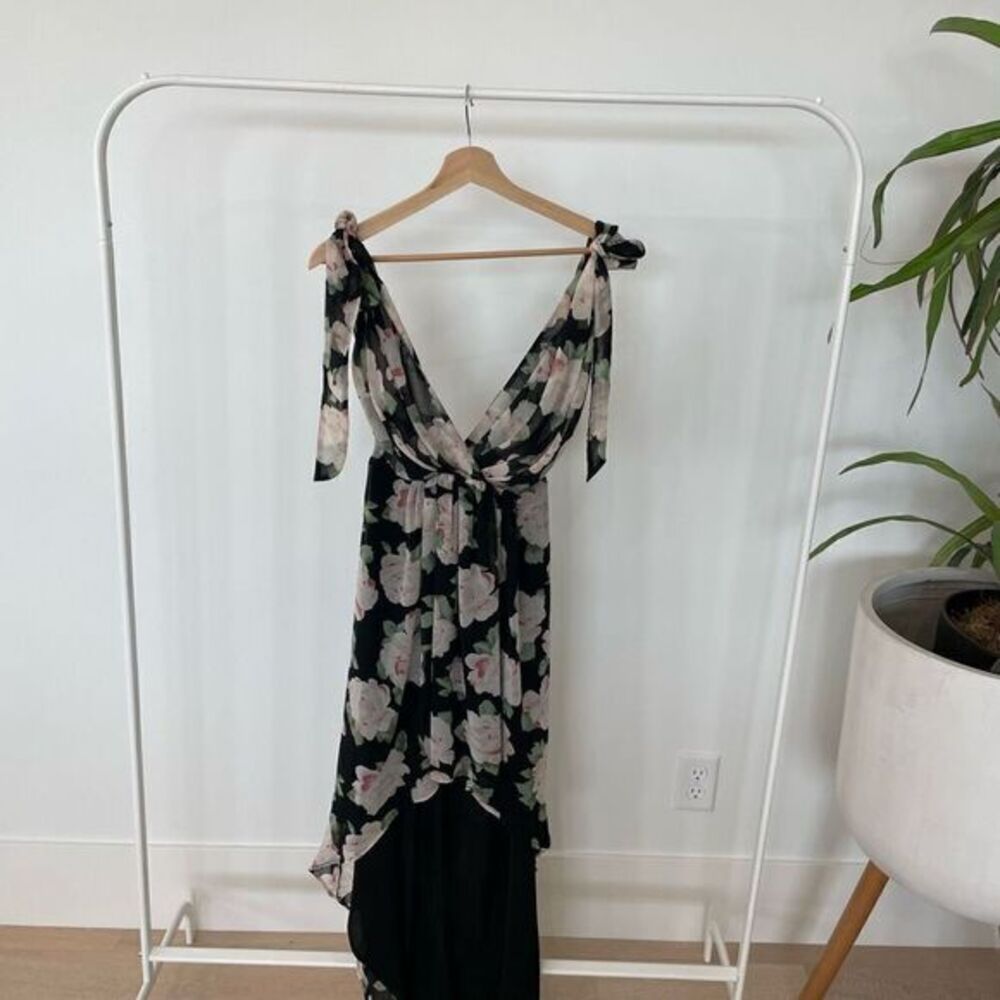 Lovers + Friends Black Pink Floral Shoulder Tie Dress